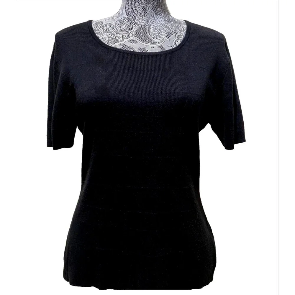 Yarn Works Womens M Black Short Sleeve Knit Textured Stretch Blouse Top Pullover